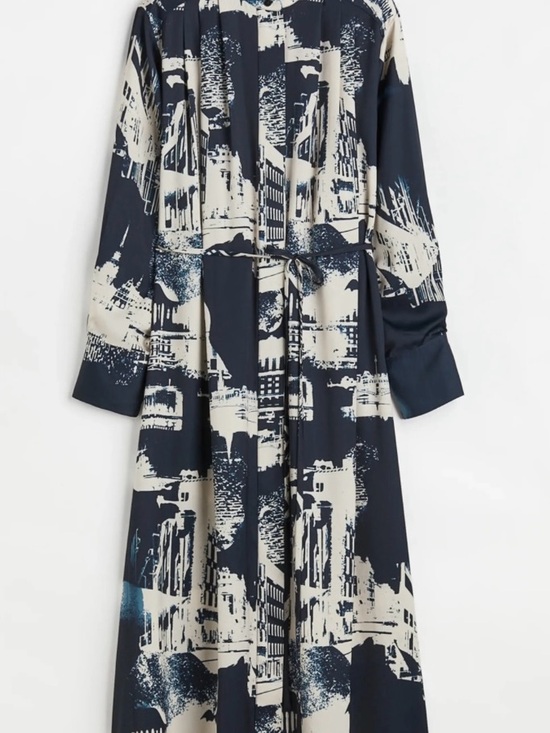 H&M Dresses & Skirts - H&M Printed Long Sleeve Shirt Dress